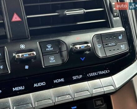 Черный Тойота Ленд Крузер, объемом двигателя 3.3 л и пробегом 202 тыс. км за 73000 $, фото 24 на Automoto.ua