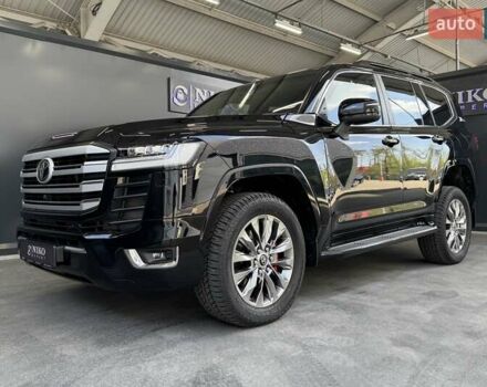 Черный Тойота Ленд Крузер, объемом двигателя 3.35 л и пробегом 1 тыс. км за 180000 $, фото 2 на Automoto.ua