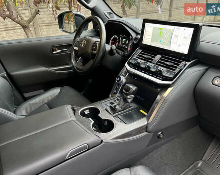 Черный Тойота Ленд Крузер, объемом двигателя 3.5 л и пробегом 90 тыс. км за 70000 $, фото 10 на Automoto.ua