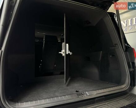 Черный Тойота Ленд Крузер, объемом двигателя 3.35 л и пробегом 1 тыс. км за 180000 $, фото 48 на Automoto.ua