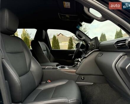 Черный Тойота Ленд Крузер, объемом двигателя 3.3 л и пробегом 60 тыс. км за 74999 $, фото 14 на Automoto.ua