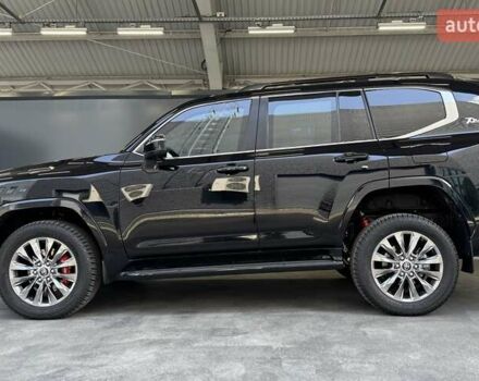 Черный Тойота Ленд Крузер, объемом двигателя 3.35 л и пробегом 1 тыс. км за 180000 $, фото 7 на Automoto.ua