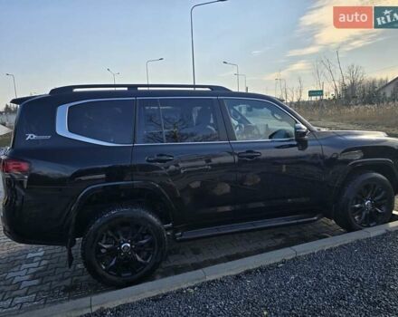 Чорний Тойота Ленд Крузер, об'ємом двигуна 3.3 л та пробігом 97 тис. км за 81651 $, фото 27 на Automoto.ua