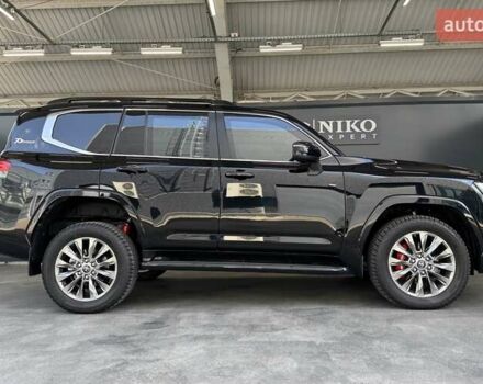 Черный Тойота Ленд Крузер, объемом двигателя 3.35 л и пробегом 1 тыс. км за 180000 $, фото 20 на Automoto.ua