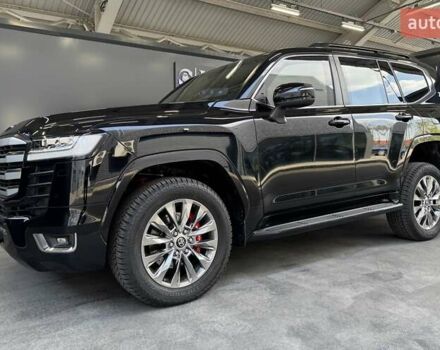 Черный Тойота Ленд Крузер, объемом двигателя 3.35 л и пробегом 1 тыс. км за 180000 $, фото 5 на Automoto.ua