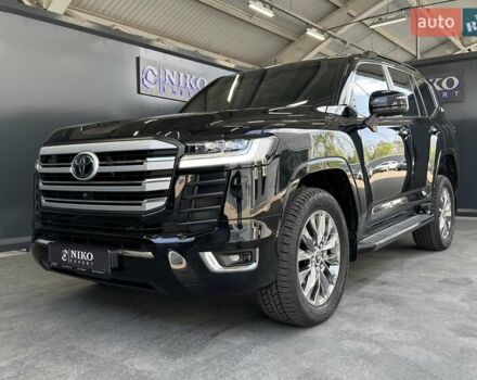 Черный Тойота Ленд Крузер, объемом двигателя 3.35 л и пробегом 1 тыс. км за 180000 $, фото 1 на Automoto.ua