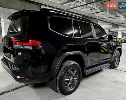 Черный Тойота Ленд Крузер, объемом двигателя 3.35 л и пробегом 13 тыс. км за 87000 $, фото 14 на Automoto.ua