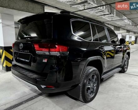 Черный Тойота Ленд Крузер, объемом двигателя 3.35 л и пробегом 13 тыс. км за 87000 $, фото 13 на Automoto.ua