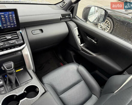 Черный Тойота Ленд Крузер, объемом двигателя 3.45 л и пробегом 65 тыс. км за 72500 $, фото 38 на Automoto.ua