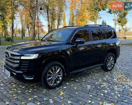 Черный Тойота Ленд Крузер, объемом двигателя 3.35 л и пробегом 24 тыс. км за 83700 $, фото 3 на Automoto.ua