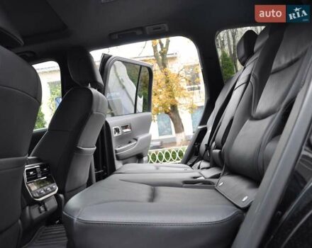 Черный Тойота Ленд Крузер, объемом двигателя 3.3 л и пробегом 28 тыс. км за 89900 $, фото 20 на Automoto.ua