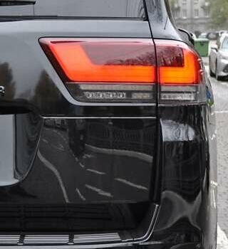 Черный Тойота Ленд Крузер, объемом двигателя 3.3 л и пробегом 28 тыс. км за 89900 $, фото 10 на Automoto.ua