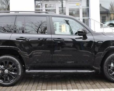 Черный Тойота Ленд Крузер, объемом двигателя 3.3 л и пробегом 28 тыс. км за 89900 $, фото 12 на Automoto.ua