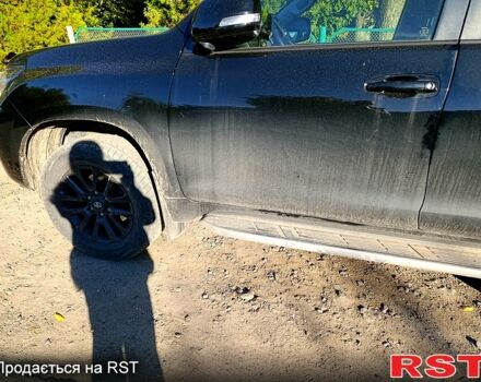 Черный Тойота Ленд Крузер, объемом двигателя 4 л и пробегом 44 тыс. км за 50000 $, фото 1 на Automoto.ua