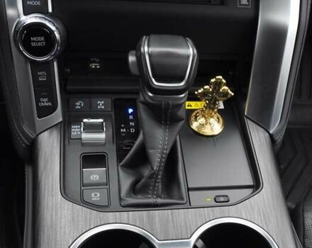 Черный Тойота Ленд Крузер, объемом двигателя 3.3 л и пробегом 28 тыс. км за 89900 $, фото 50 на Automoto.ua