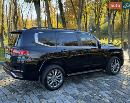 Черный Тойота Ленд Крузер, объемом двигателя 3.35 л и пробегом 24 тыс. км за 83700 $, фото 11 на Automoto.ua