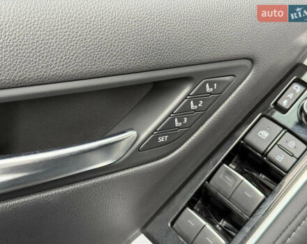 Черный Тойота Ленд Крузер, объемом двигателя 3.45 л и пробегом 65 тыс. км за 72500 $, фото 30 на Automoto.ua