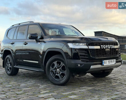 Черный Тойота Ленд Крузер, объемом двигателя 3.45 л и пробегом 65 тыс. км за 72500 $, фото 2 на Automoto.ua