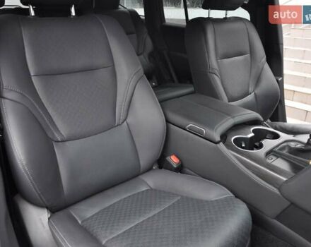 Черный Тойота Ленд Крузер, объемом двигателя 3.3 л и пробегом 28 тыс. км за 89900 $, фото 28 на Automoto.ua