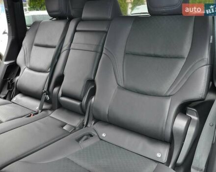 Черный Тойота Ленд Крузер, объемом двигателя 3.3 л и пробегом 28 тыс. км за 89900 $, фото 22 на Automoto.ua