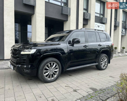 Черный Тойота Ленд Крузер, объемом двигателя 3.35 л и пробегом 79 тыс. км за 88499 $, фото 5 на Automoto.ua