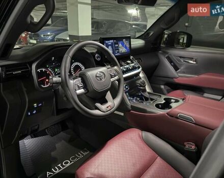 Черный Тойота Ленд Крузер, объемом двигателя 3.35 л и пробегом 13 тыс. км за 87000 $, фото 23 на Automoto.ua