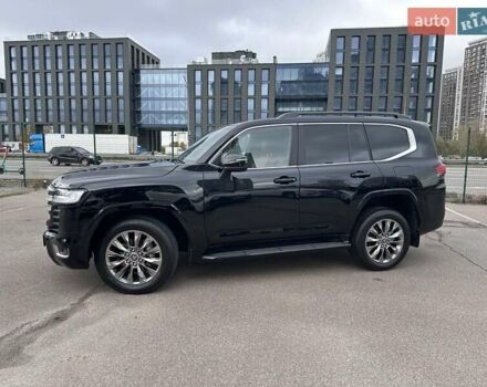 Черный Тойота Ленд Крузер, объемом двигателя 3.35 л и пробегом 19 тыс. км за 88700 $, фото 6 на Automoto.ua