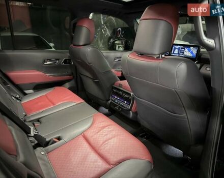 Черный Тойота Ленд Крузер, объемом двигателя 3.35 л и пробегом 13 тыс. км за 87000 $, фото 31 на Automoto.ua