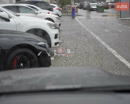 Черный Тойота Ленд Крузер, объемом двигателя 3.3 л и пробегом 28 тыс. км за 89900 $, фото 40 на Automoto.ua