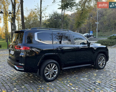 Черный Тойота Ленд Крузер, объемом двигателя 3.35 л и пробегом 24 тыс. км за 83700 $, фото 6 на Automoto.ua