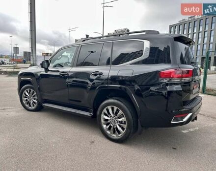 Черный Тойота Ленд Крузер, объемом двигателя 3.35 л и пробегом 19 тыс. км за 88700 $, фото 16 на Automoto.ua
