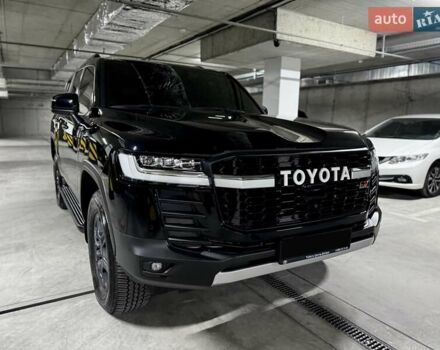 Черный Тойота Ленд Крузер, объемом двигателя 3.35 л и пробегом 13 тыс. км за 87000 $, фото 17 на Automoto.ua