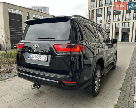 Черный Тойота Ленд Крузер, объемом двигателя 3.35 л и пробегом 79 тыс. км за 88499 $, фото 8 на Automoto.ua