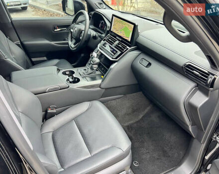 Чорний Тойота Ленд Крузер, об'ємом двигуна 3.3 л та пробігом 7 тис. км за 98500 $, фото 39 на Automoto.ua