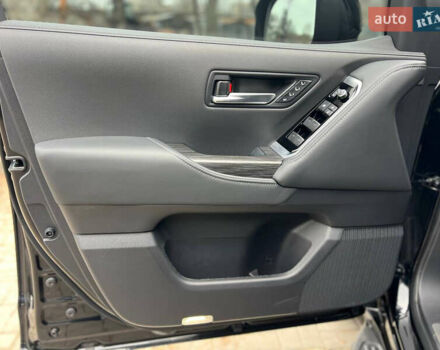 Чорний Тойота Ленд Крузер, об'ємом двигуна 3.3 л та пробігом 7 тис. км за 98500 $, фото 21 на Automoto.ua