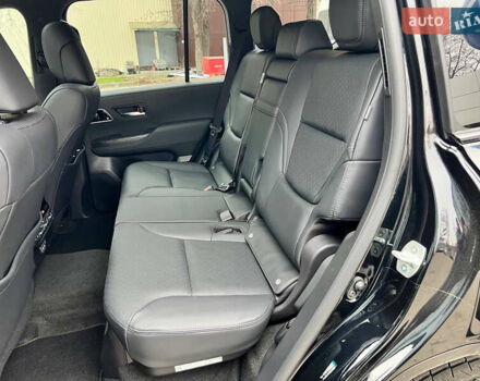 Чорний Тойота Ленд Крузер, об'ємом двигуна 3.3 л та пробігом 7 тис. км за 98500 $, фото 30 на Automoto.ua