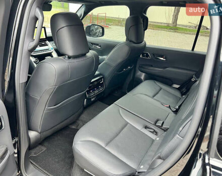 Чорний Тойота Ленд Крузер, об'ємом двигуна 3.3 л та пробігом 7 тис. км за 98500 $, фото 28 на Automoto.ua