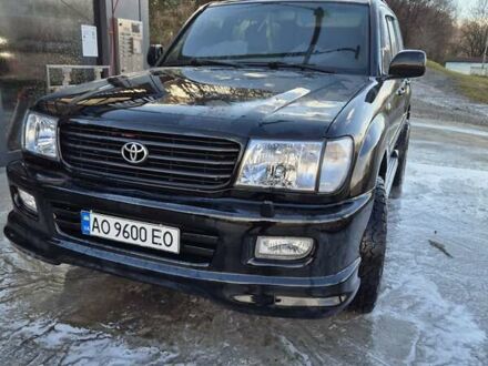 Черный Тойота Ленд Крузер, объемом двигателя 4.7 л и пробегом 287 тыс. км за 14500 $, фото 1 на Automoto.ua