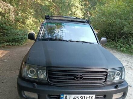 Тойота Ленд Крузер 2001 в Ивано-Франковске на Automoto.ua Черный Тойота Ленд Крузер, объемом двигателя 4.66 л и пробегом 470 тыс. км за 14000 $, фото 1 на Automoto.ua