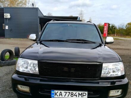 Черный Тойота Ленд Крузер, объемом двигателя 4.7 л и пробегом 493 тыс. км за 14000 $, фото 1 на Automoto.ua