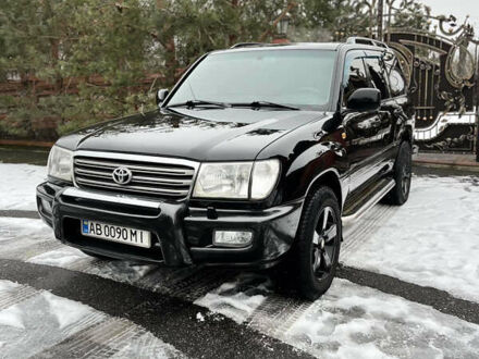Тойота Ленд Крузер 2004 в Виннице на Automoto.ua Черный Тойота Ленд Крузер, объемом двигателя 4.66 л и пробегом 323 тыс. км за 17500 $, фото 1 на Automoto.ua