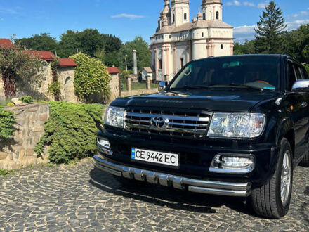 Черный Тойота Ленд Крузер, объемом двигателя 4.48 л и пробегом 350 тыс. км за 13500 $, фото 1 на Automoto.ua