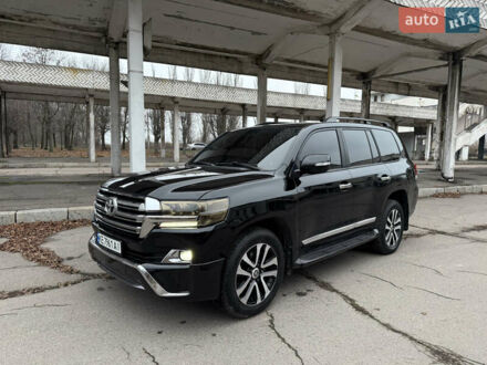 Черный Тойота Ленд Крузер, объемом двигателя 4.66 л и пробегом 315 тыс. км за 28500 $, фото 1 на Automoto.ua