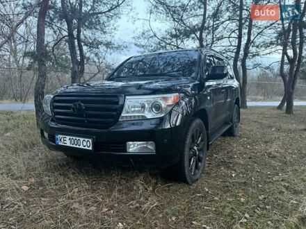 Тойота Ленд Крузер 2008 в Днепре (Днепропетровске) на Automoto.ua Черный Тойота Ленд Крузер, объемом двигателя 4.46 л и пробегом 350 тыс. км за 23500 $, фото 1 на Automoto.ua