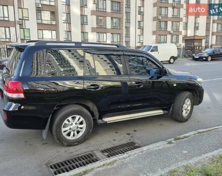 Чорний Тойота Ленд Крузер, об'ємом двигуна 3.96 л та пробігом 333 тис. км за 19999 $, фото 1 на Automoto.ua