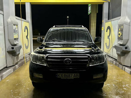 Чорний Тойота Ленд Крузер, об'ємом двигуна 5.66 л та пробігом 289 тис. км за 25000 $, фото 1 на Automoto.ua