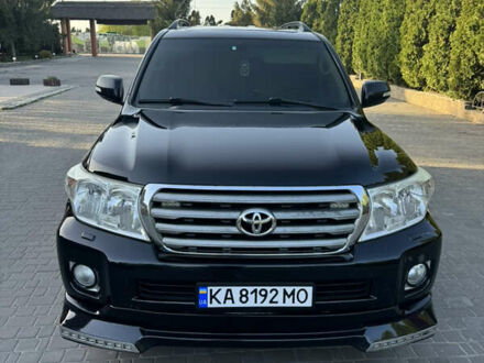 Тойота Ленд Крузер 2009 у Белой Церкве на Automoto.ua Чорний Тойота Ленд Крузер, об'ємом двигуна 3.96 л та пробігом 287 тис. км за 20000 $, фото 1 на Automoto.ua