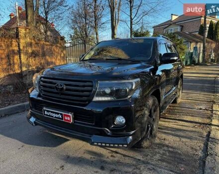 Черный Тойота Ленд Крузер, объемом двигателя 4.6 л и пробегом 192 тыс. км за 35990 $, фото 1 на Automoto.ua