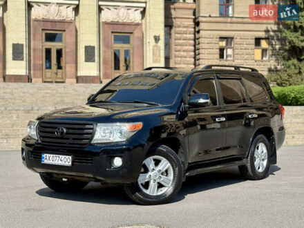Тойота Ленд Крузер 2013 в Харькове на Automoto.ua Черный Тойота Ленд Крузер, объемом двигателя 4.46 л и пробегом 345 тыс. км за 31500 $, фото 1 на Automoto.ua