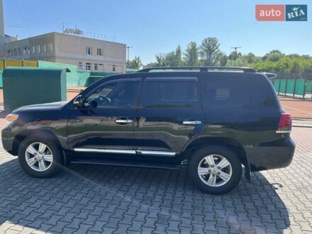 Тойота Ленд Крузер 2013 в Луцке на Automoto.ua Черный Тойота Ленд Крузер, объемом двигателя 4.61 л и пробегом 78 тыс. км за 37000 $, фото 1 на Automoto.ua